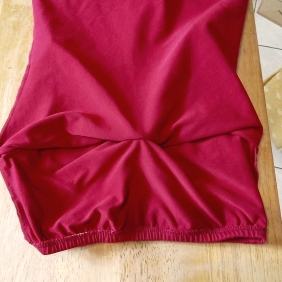 Spire Nwot Athletic Fitness Workout Top With Built - Picture 3 of 4